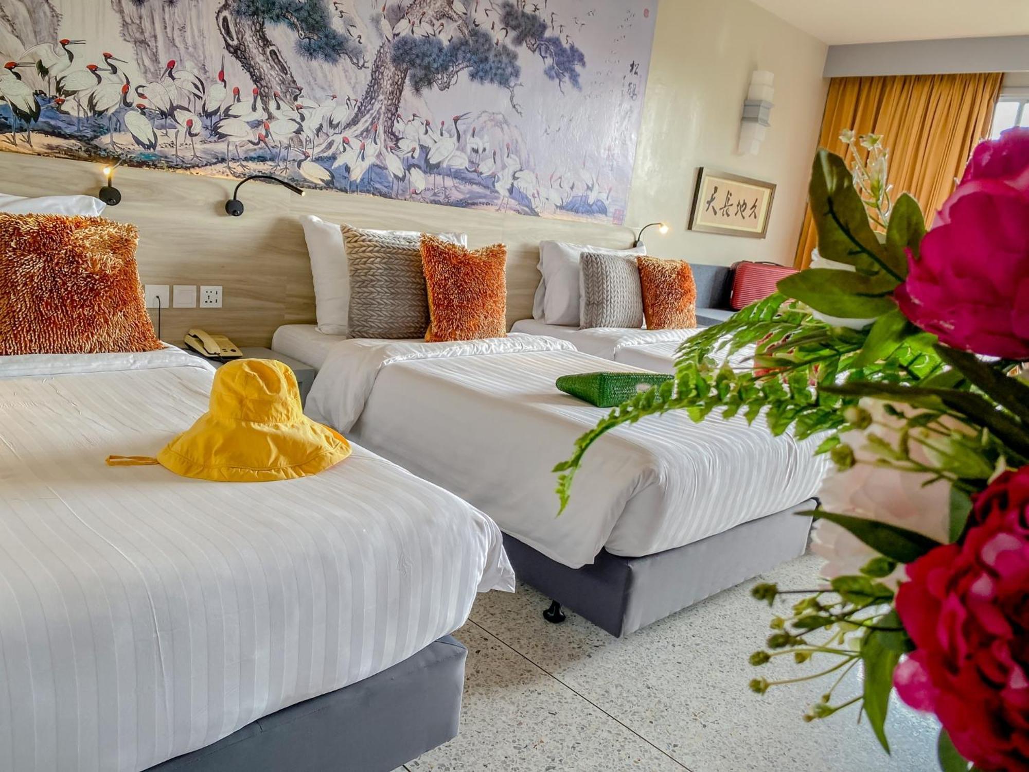 Sino House Phuket Hotel - Sha Plus Phòng bức ảnh