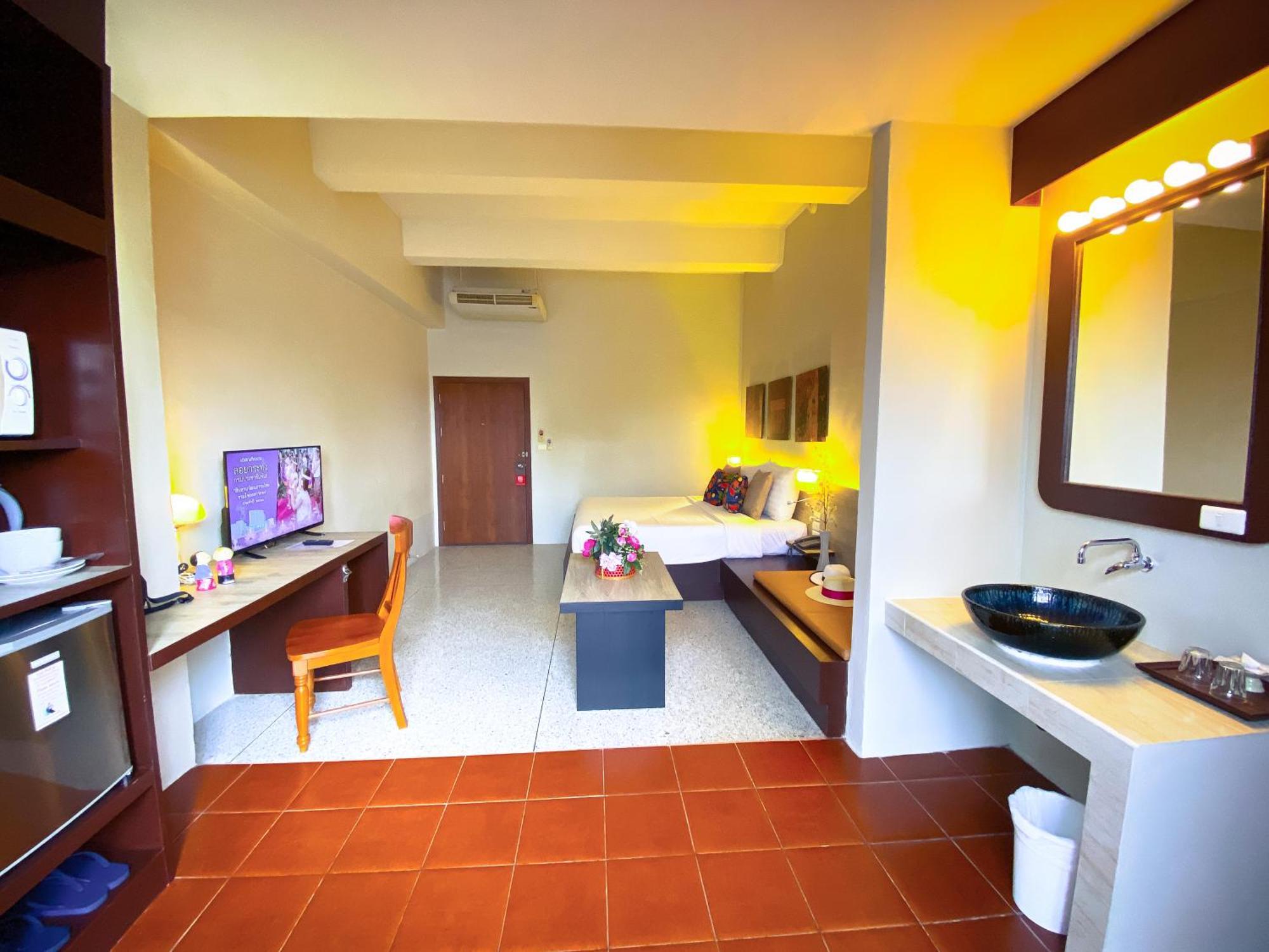 Sino House Phuket Hotel - Sha Plus Phòng bức ảnh